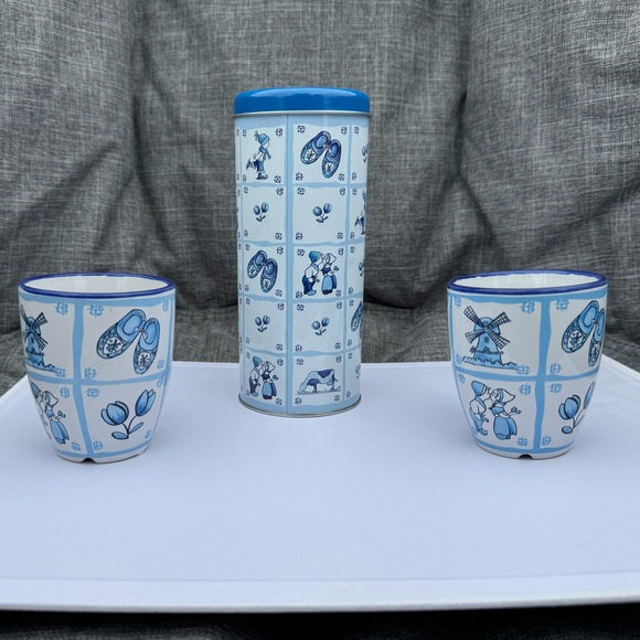 Dutch coffee tin and 2 cup set - Picture 3 of 5